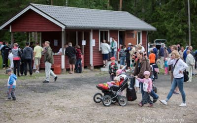 25.06.2012 Nummituvalla kisailtiin kotoisasti