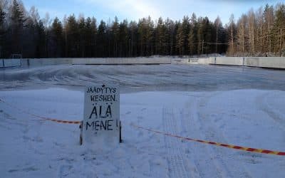 Jääkenttä auki Nummituvalla