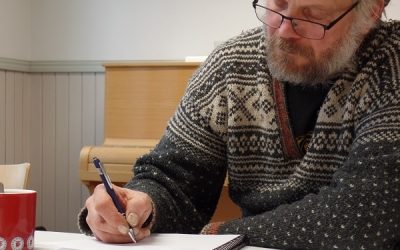 Kynät sauhusivat kylätalolla
