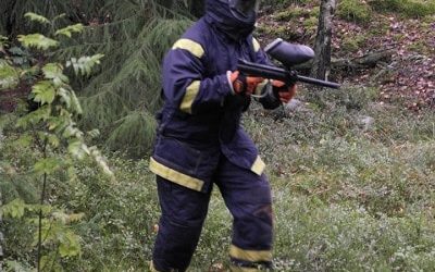 Palokunnat pelasivat värikuulasotaa Vihtijärvellä