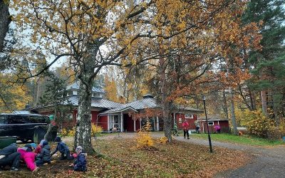 Talkoolaiset toiveikkaina – väriläiskiä odotettavissa keväällä