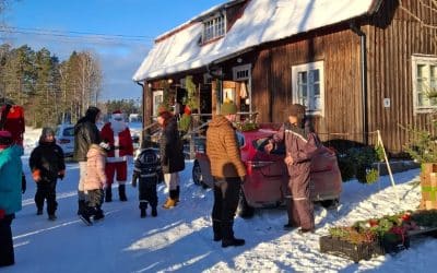 Joulutorilla oli jälleen vilskettä ja hyvä tunnelma