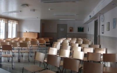 Kylätalolla on uudet astiat